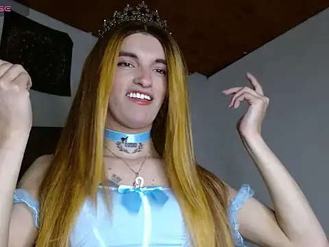 Scarlett crastrawberry online show from 05/19/26, 10:32
