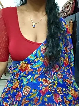 Snapshot of Sravya__ chatting on 11/15/25, 06:11 Sravya online show from 11/15/25, 06:11