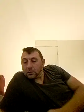 Snapshot of Sasa19790 chatting on 10/25/25, 05:26 Sasa19790 online show from 10/25/25, 05:26