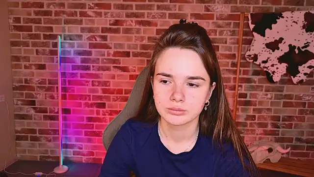 May Bloom online show from 03/16/26, 06:06