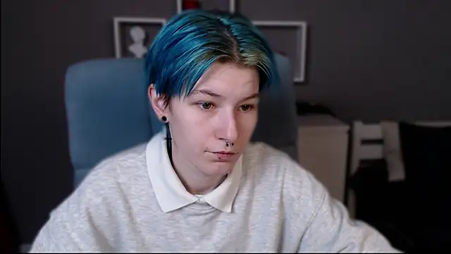 guitarandangell online show from 10/21/25, 06:47