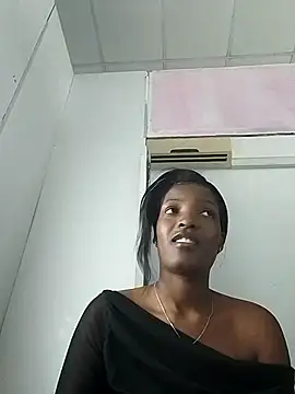 Snapshot of AfricanBarbiee69 chatting on 07/25/26, 10:24 AfricanBarbiee69 online show from 07/25/26, 10:24