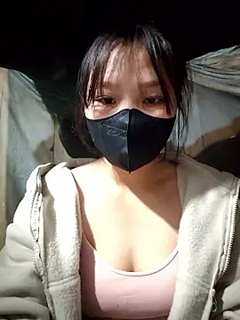 linh-miu99 online show from 01/11/26, 01:43