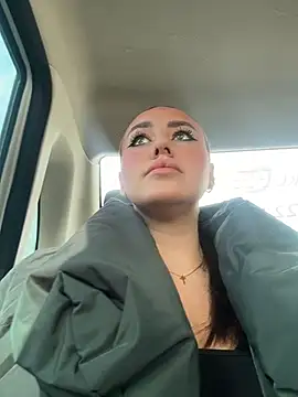 KiraSunshine online show from 04/15/26, 04:30