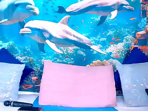 Snapshot of Cherrybootyjoy chatting on 10/26/25, 05:46 Cherrybootyjoy online show from 10/26/25, 05:46