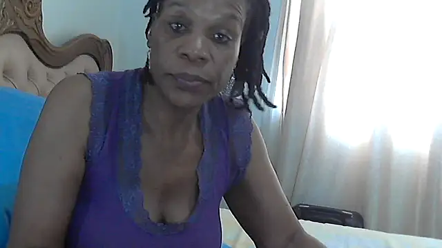 Hotcougar online show from 01/18/26, 09:02