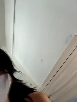 Snapshot of Xiaomao- chatting on 11/14/25, 09:13 Xiaomao- online show from 11/14/25, 09:13