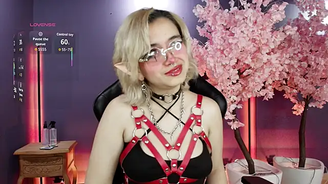 Navier   online show from 11/08/25, 07:56