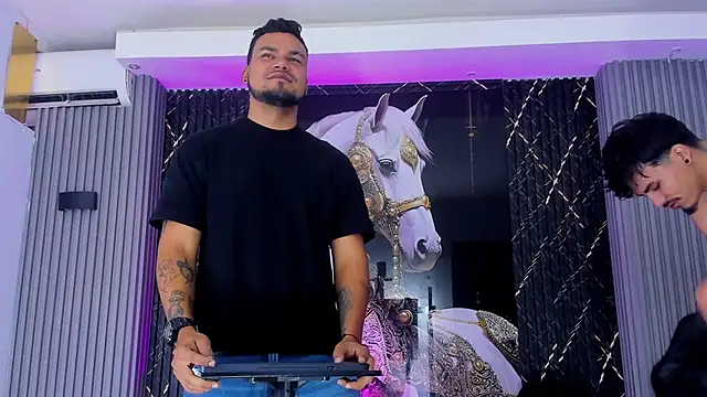 handsome boys22 online show from 12/19/25, 12:12