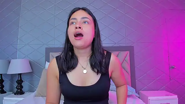 ViolettRouse online show from 01/07/26, 03:36