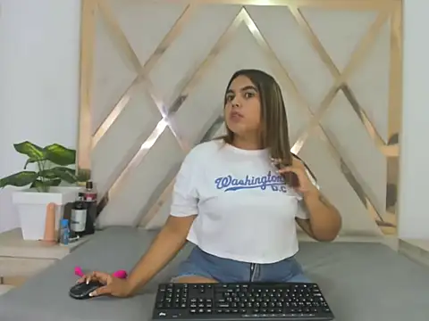 valentinaasm online show from 03/26/26, 12:55