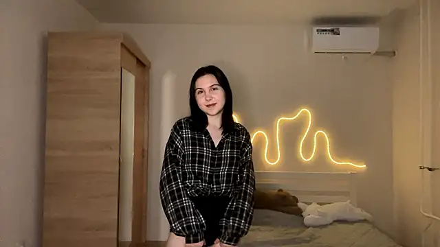 MyraLitterers online show from 03/19/26, 04:33