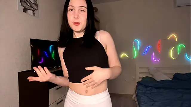 MyraLitterers online show from 04/15/26, 04:03