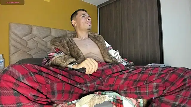 Snapshot of Gregory_mancini chatting on 11/25/25, 04:34 Gregory mancini online show from 11/25/25, 04:34