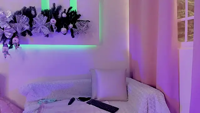 Catalina-Thompson online show from 12/05/25, 12:14