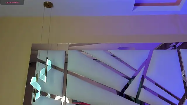 Catalina-Thompson online show from 04/18/26, 12:53