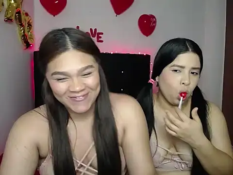 2moons full of love online show from 02/15/26, 07:51