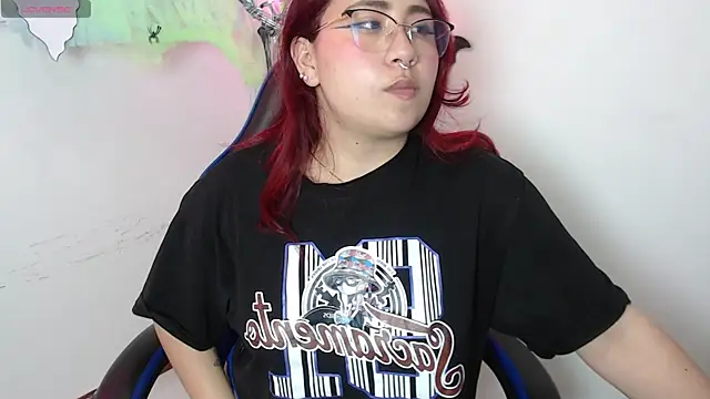 littlee red online show from 11/05/25, 08:09