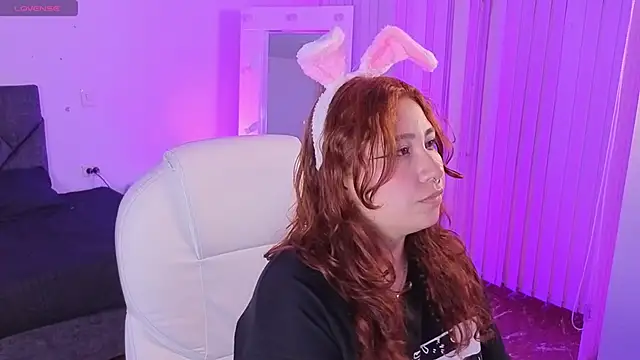 littlee red online show from 05/02/26, 04:17