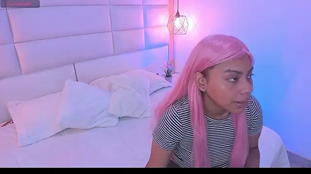 Sofia clk online show from 03/12/26, 03:01