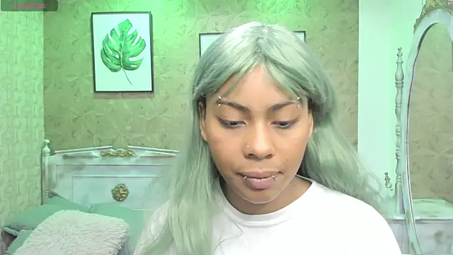 Snapshot of Sofia_clk chatting on 06/20/26, 02:58 Sofia clk online show from 06/20/26, 02:58