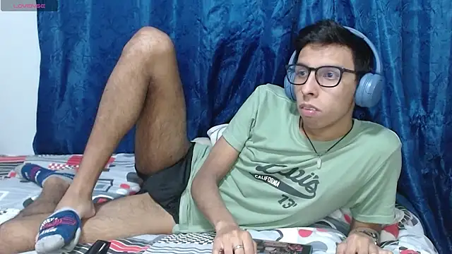 DavTwink3100 online show from 04/11/26, 01:21