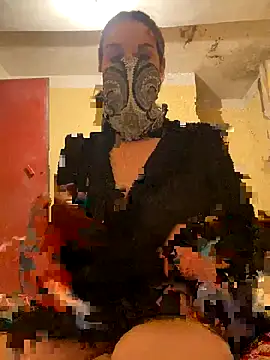 Snapshot of SaraChouchou chatting on 10/22/25, 10:20 SaraChouchou online show from 10/22/25, 10:20