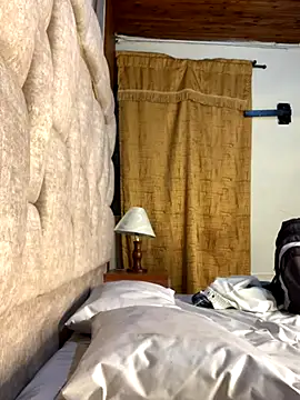 Emiliano Reyes online show from 12/03/25, 01:24