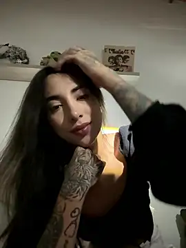 valeriahornier online show from 01/08/26, 06:48