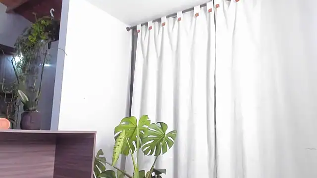 valeriahornier online show from 05/07/26, 11:43