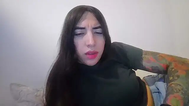valeriahornier online show from 06/22/26, 03:58