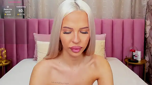 KailaCrystall online show from 10/22/25, 01:17