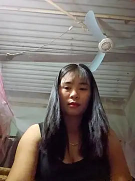 Squirrel-Pear online show from 12/03/25, 11:47