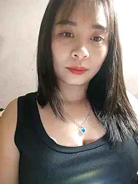 Squirrel-Pear online show from 12/17/25, 02:56