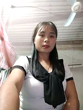 Squirrel-Pear online show from 12/20/25, 10:22