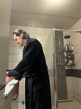 kon77777 online show from 11/11/25, 06:24