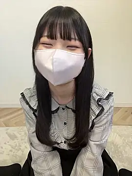 Reina cute 00  online show from 11/15/25, 03:04