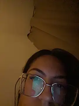 Casal em chamas online show from 10/21/25, 10:54