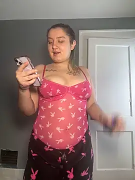 Kayliee420 online show from 12/03/25, 06:50