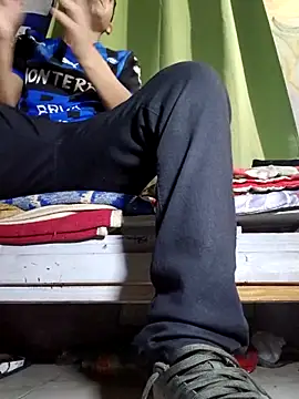 Pedropuente200 online show from 11/30/25, 08:40