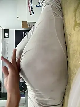 BlueishMove44 online show from 11/15/25, 08:44