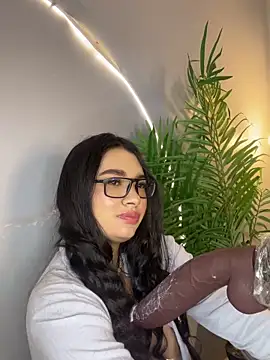 Juli Casanova online show from 04/01/26, 12:39