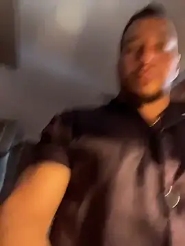 Snapshot of FreszX chatting on 02/27/26, 03:01 FreszX online show from 02/27/26, 03:01