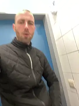 Rotteei1 online show from 11/20/25, 09:20