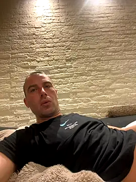 Rotteei1 online show from 11/23/25, 04:01