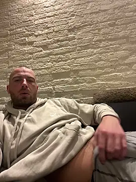 Rotteei1 online show from 02/15/26, 09:08