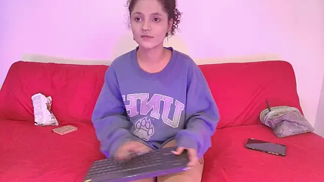 Nikki  uwu online show from 06/07/26, 08:23