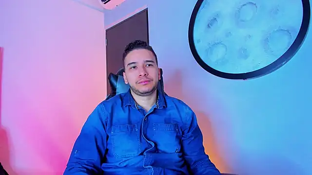 mike 257 online show from 11/26/25, 11:44