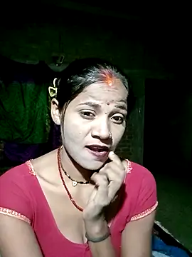 Snapshot of Hot_cauple_indian chatting on 10/29/25, 02:41 Hot cauple indian online show from 10/29/25, 02:41