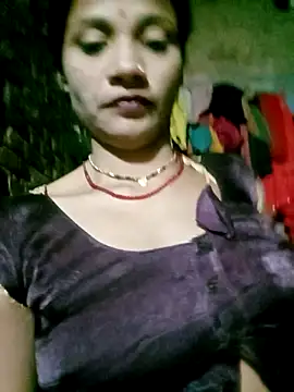 Snapshot of Hot_cauple_indian chatting on 11/14/25, 01:21 Hot cauple indian online show from 11/14/25, 01:21